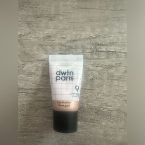 dwtn paris Liquid Eyeshadow in Rose Gold 10ml
